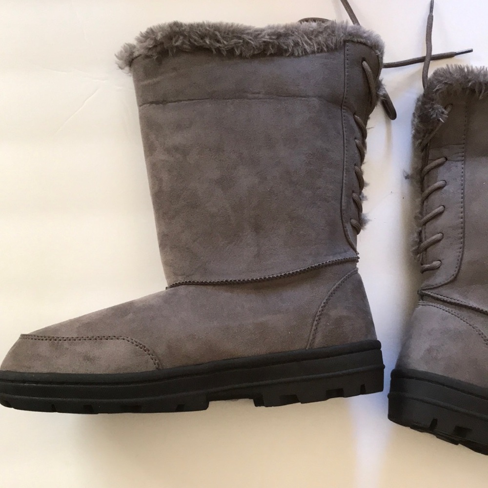 Seven dials winter boots.never worn.